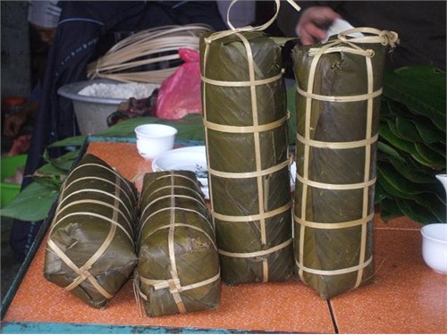 Làng bánh chưng vào Tết