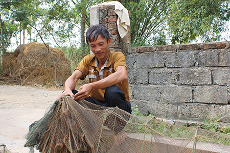 Nguyễn Sỹ Ánh cho biết, nhà Ánh chỉ đẻ 2 con vì sợ đói nghèo.