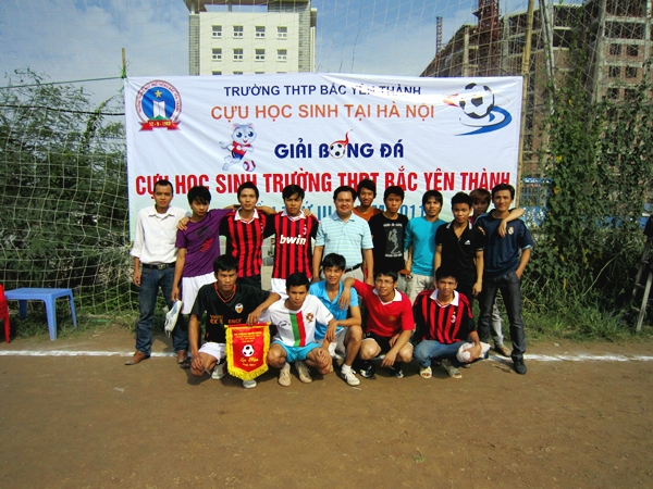 Đội bóng Hậu Thành FC