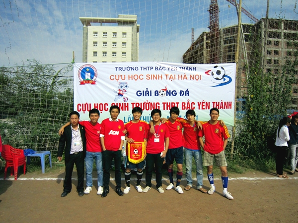 Đội bóng Hùng Hậu FC