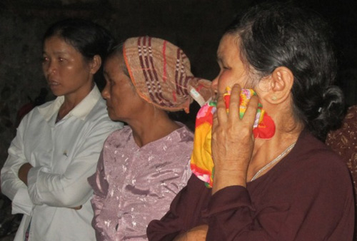Khóc thương cho số phận ngắn ngủi của Thành và Ngọc (ảnh Công Đặng)