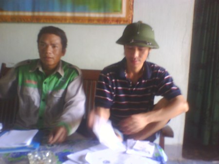 Cắm sổ đỏ để đi học