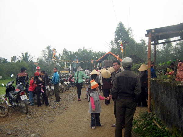 le_an_vi__nhap_tuong_va_cau_an_tai_chua_tanh_1