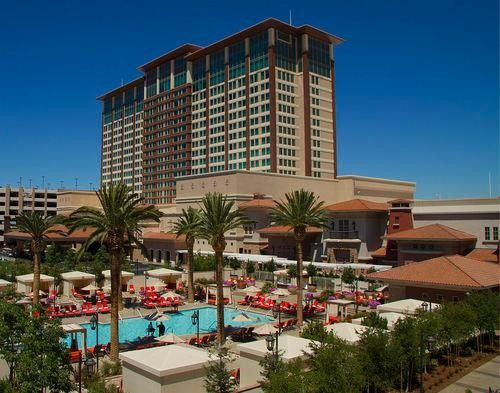 slot machine gold rally