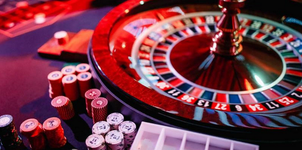 Play Your Favorite Slots at RetroBet Casino